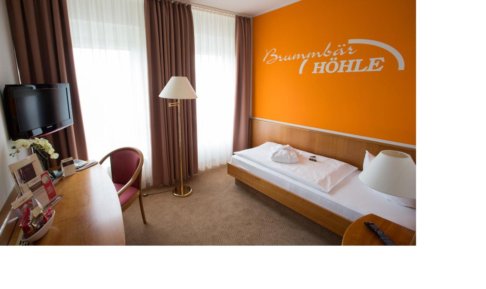 Hotel Sportwelt Радеберг Экстерьер фото